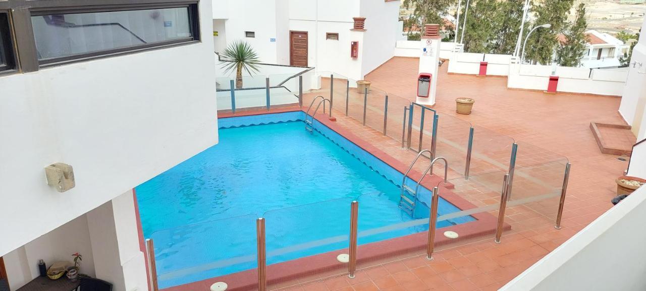 Los Cristianos Apartment, 1 Bedroom Wifi Free & Big Terrace Eksteriør bilde
